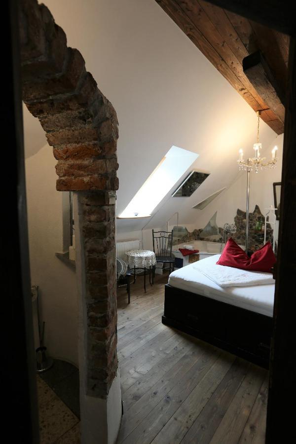 Baderhaus Hotel Брук ан дер Мур Екстериор снимка