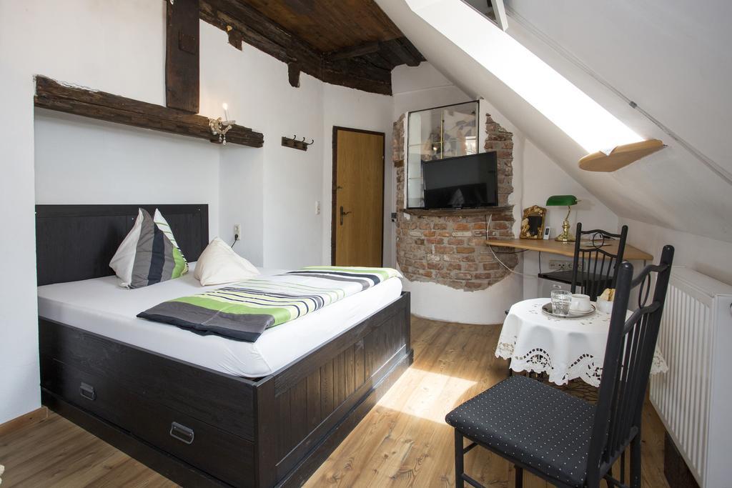 Baderhaus Hotel Брук ан дер Мур Екстериор снимка